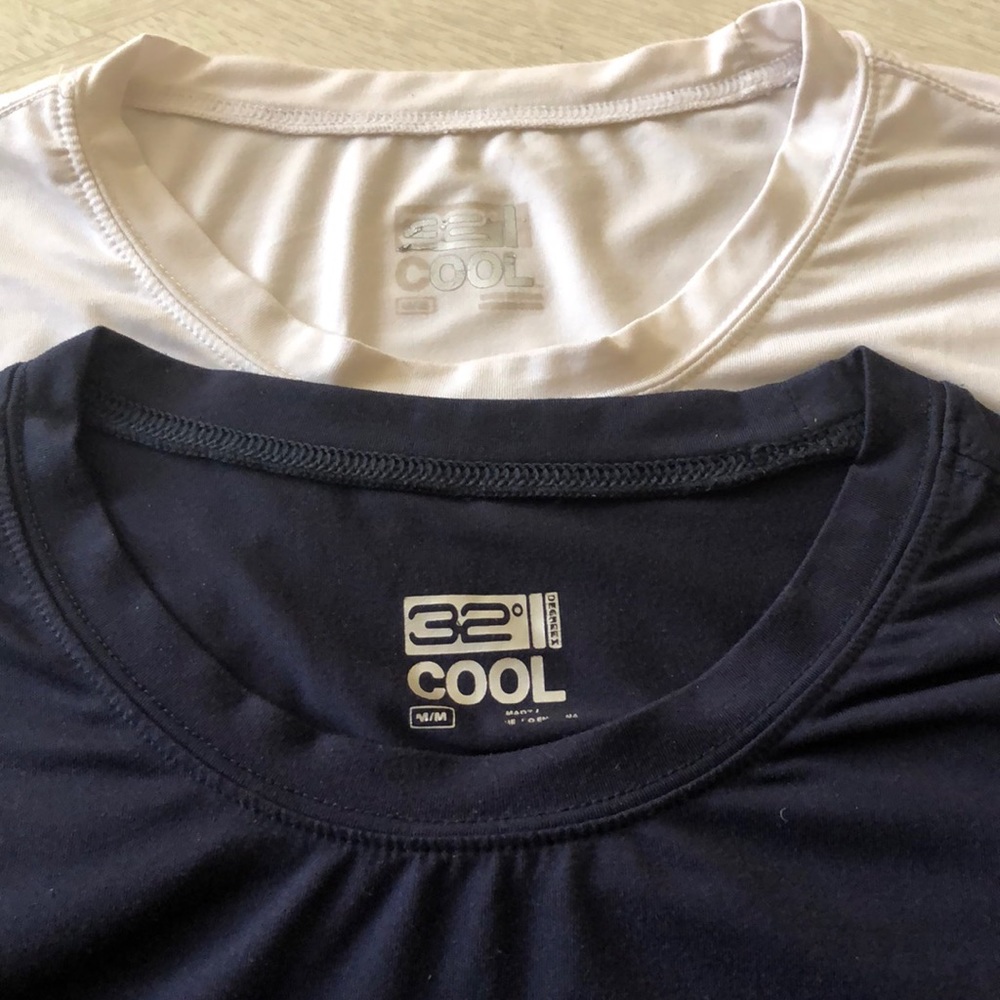 32 degrees mens golf tee shirts size M Blue white